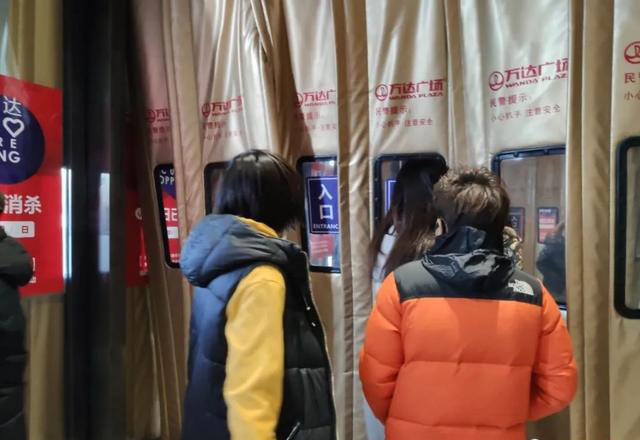 西安门帘效果如何？带你认识一些特殊门帘的用途(图1)