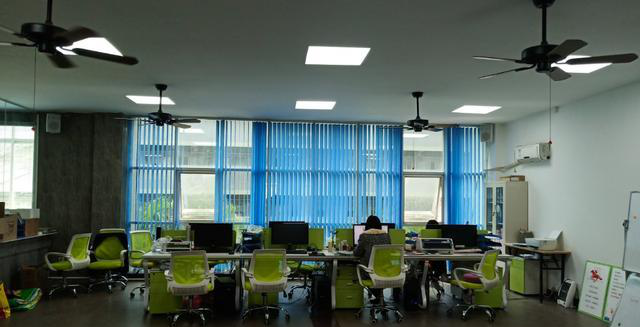 西安办公窗帘健康环保材质才是真的好(图1) 西安办公窗帘健康环保材质才是真的好(图1)