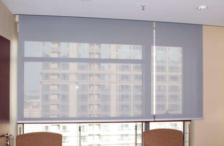 西安办公窗帘哪种好?选购技巧在这里(图1) 西安办公窗帘哪种好?选购技巧在这里(图1)